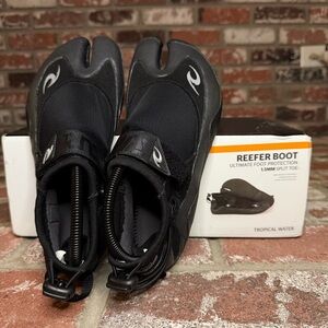 NEW Reefer Boot Ultimate Foot Protection 1.5mm Split Toe Water Shoes Size 9